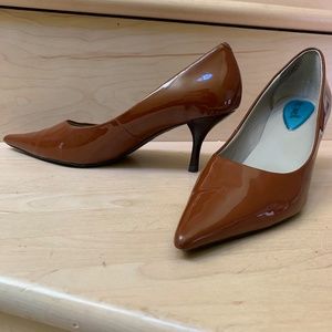 Fitzwell patent leather pump 6.5W